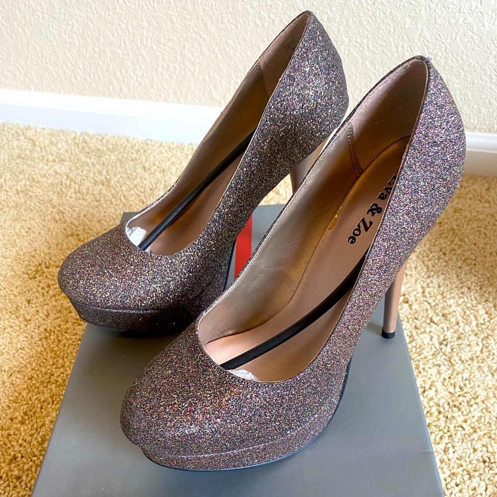 BNIB Eva & Zoe Marvela Multicolor Glitter High Heels, 7.5
